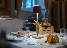 podere-gallery-table