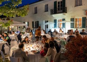 Ristorante con dehor serata